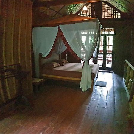 Happy Ria Homestay & Guesthouse Bukit Lawang Exterior foto
