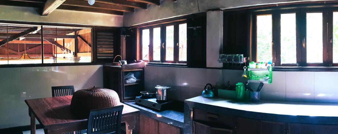 Happy Ria Homestay & Guesthouse Bukit Lawang Exterior foto